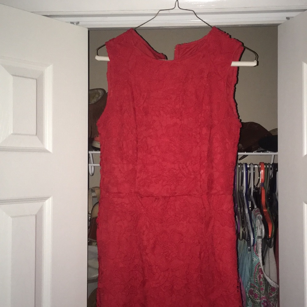 Gorgeous red dress!!!